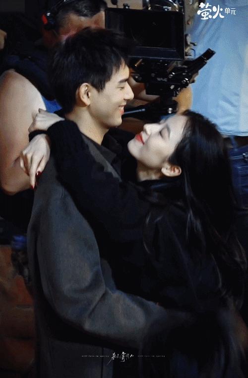 愿意跟你暧昧的已婚女人