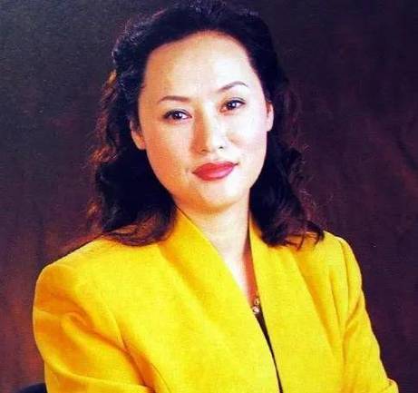 长期被丈夫宠爱的女人显年轻