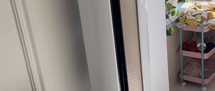 海尔立式空调滤网拆卸视频截图3
