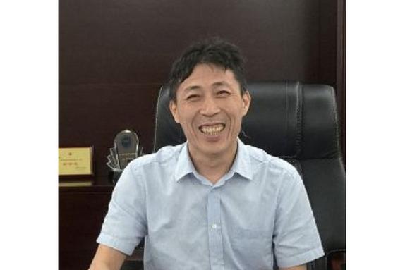 中科新能源董事长简介