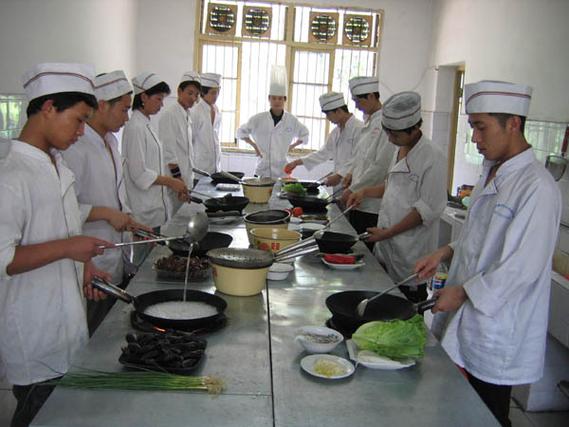 三个月厨师培训班