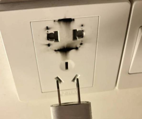 插座烧焦了不用没事吧截图3