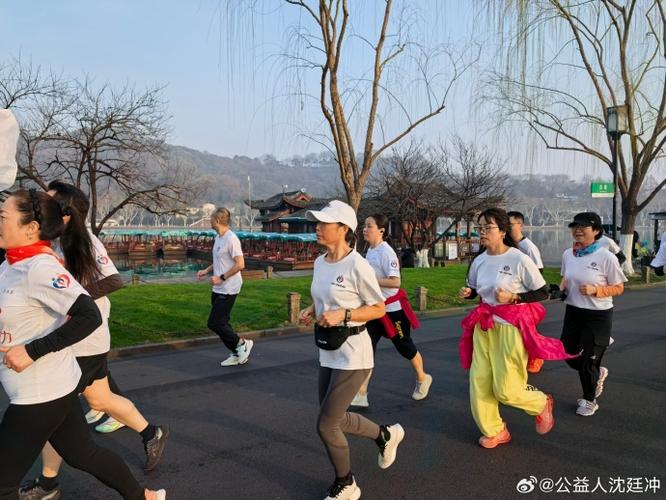 经常垫发热鞋垫好吗