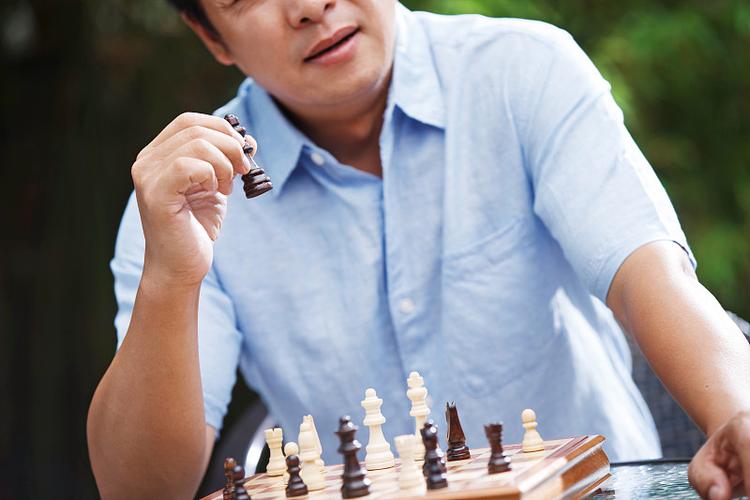 下象棋的男人性格