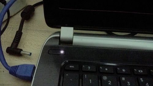 笔记本关机电源键长亮