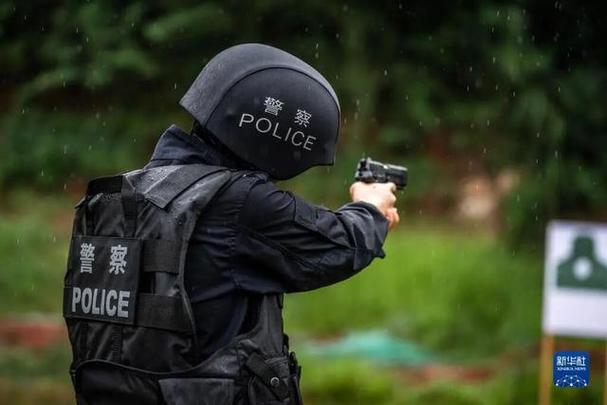 特警转缉毒警察