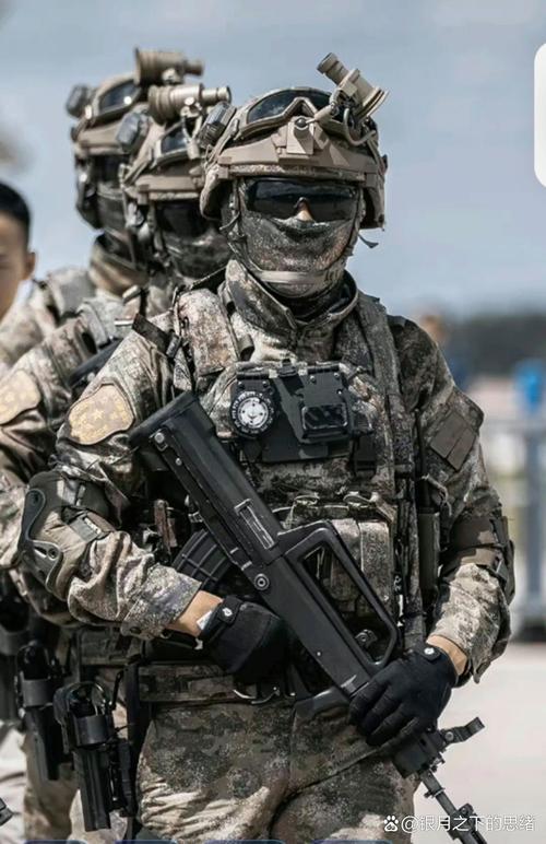 装甲特战队
