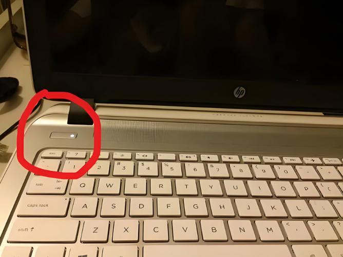 win10关机后音响灯还亮