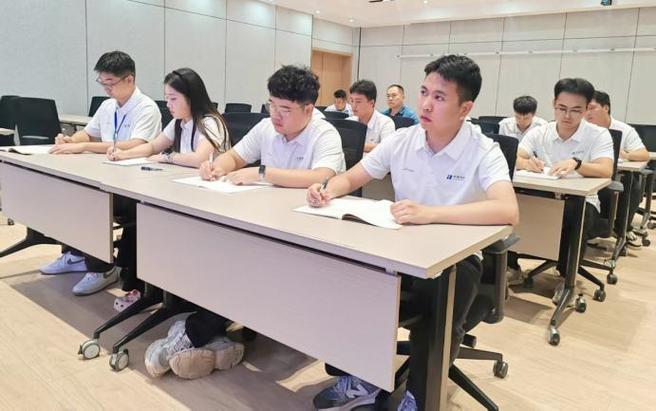 新能源培训学校哪个好?