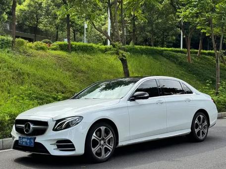 奔驰E300L白色多少钱