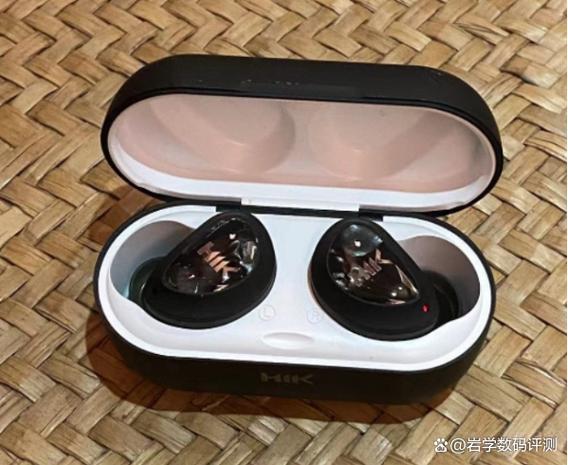 蓝牙耳机嗡嗡嗡的响是什么原因