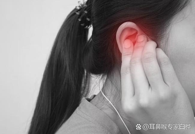 听声音耳朵有点嗡嗡响
