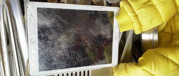 ipad屏幕发黄是什么原因