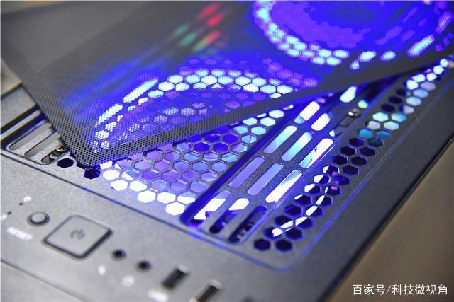 小机箱过热