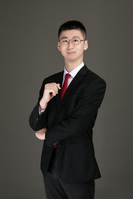 张一帆个人简介