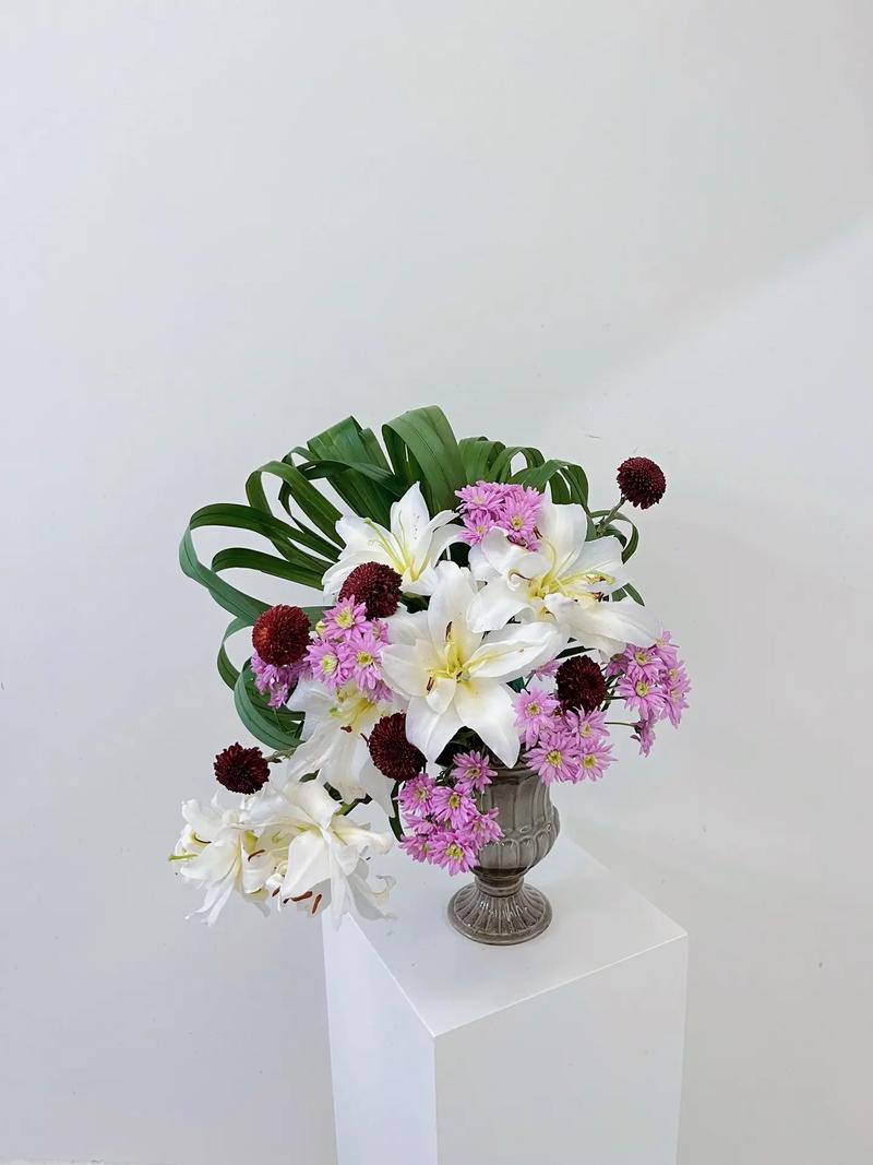 云鬓花颜百合文
