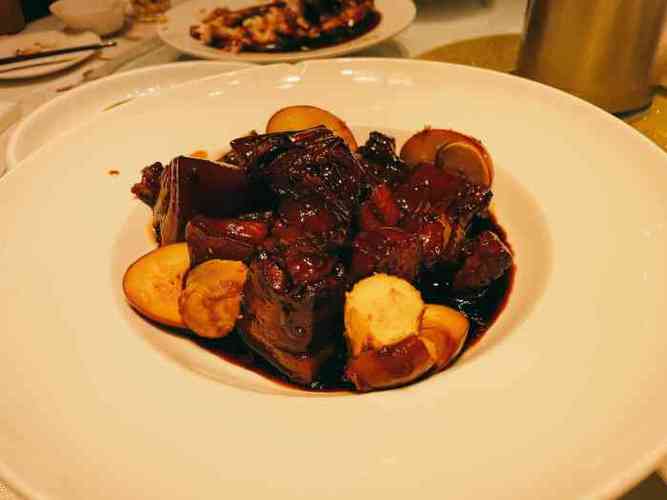 洛川东路有什么饭店
