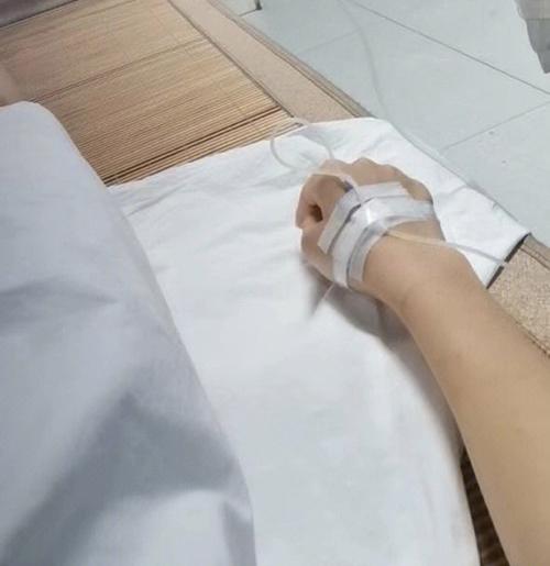 小时候去医院打针给的糖球