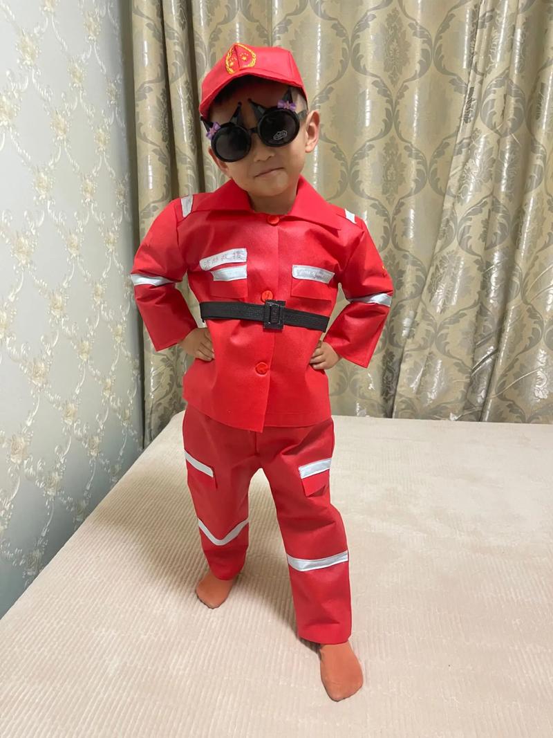 衣服上沾了泡泡糖应该怎么办