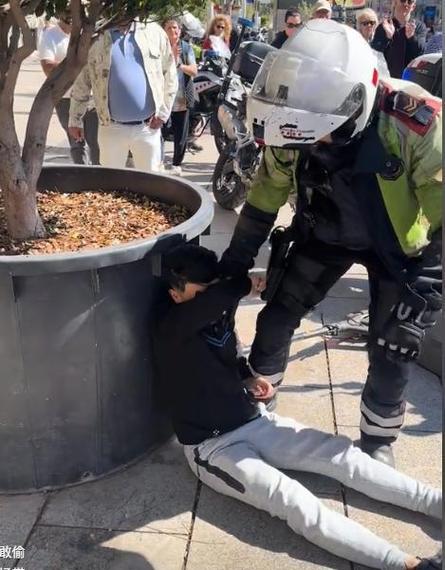 抓住小偷