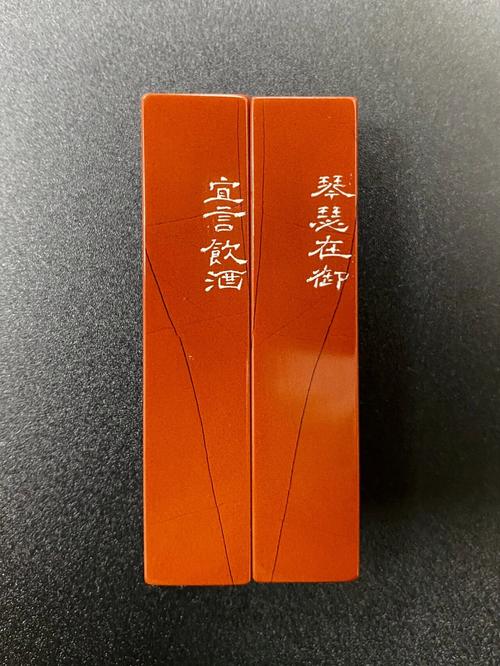 描写女子红妆的诗句