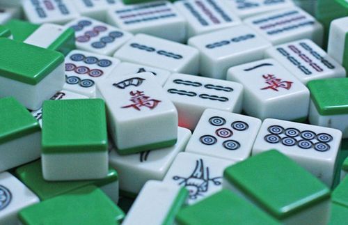 闲游麻将