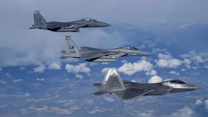 F22与F15模拟空战