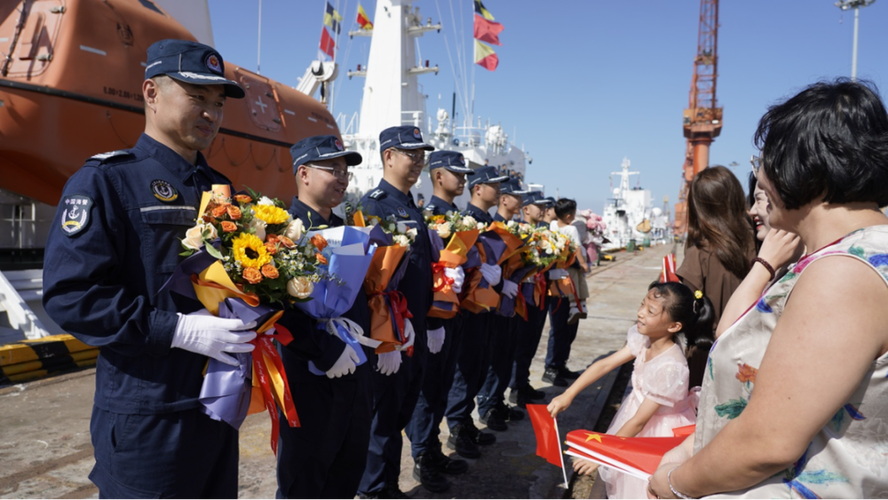 海警一般能干几年