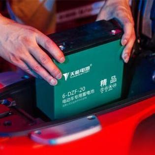 三轮车48v电瓶多少钱