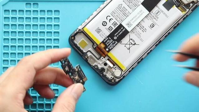 红米尾插不充电解决