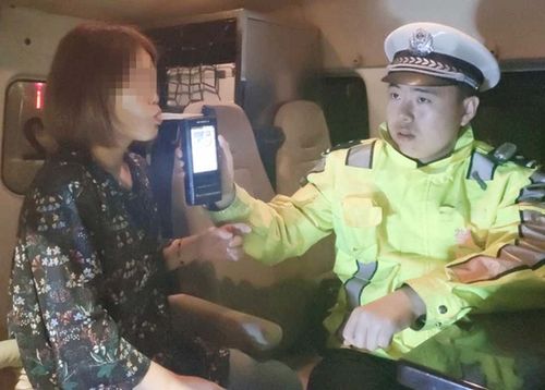 酒驾遇到交警跑掉